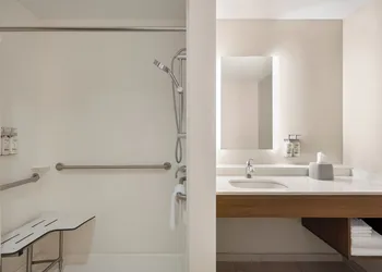 Holiday Inn Express Winchester South-Stephens City by IHG hotel thumbnail 6