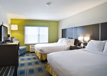 Holiday Inn Express Hotel & Suites Vermillion by IHG hotel thumbnail 6