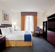 Holiday Inn Express Hotel & Suites Chesapeake by IHG hotel detail image 4