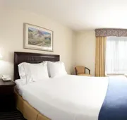 Holiday Inn Express Hotel & Suites Chesapeake by IHG hotel detail image 5