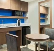 Holiday Inn Express & Suites Nearest Universal Orlando by IHG hotel detail image 5