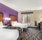La Quinta Inn & Suites by Wyndham Norwich-Plainfield-Casino hotel detail image 7