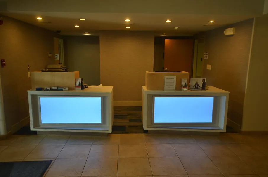 Holiday Inn Express Hotel & Suites Warrenton by IHG hotel detail image 2