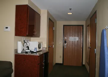 Holiday Inn Express & Suites Grenada by IHG hotel thumbnail 7
