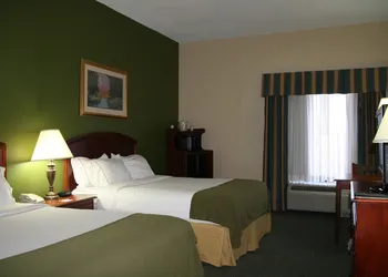 Holiday Inn Express & Suites Grenada by IHG hotel thumbnail 8