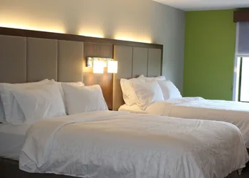 Holiday Inn Express Forest City by IHG hotel thumbnail 7
