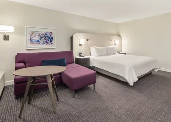 Crowne Plaza Orlando - Lake Buena Vista by IHG hotel thumbnail 4