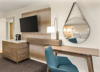 Crowne Plaza Orlando - Lake Buena Vista by IHG hotel thumbnail 5