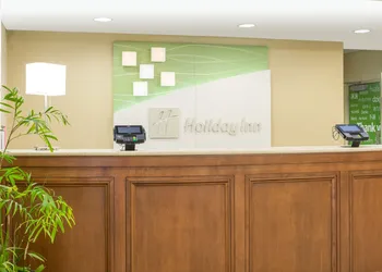 Holiday Inn Manchester Airport by IHG hotel thumbnail 2
