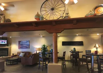 Red Lion Inn & Suites Goodyear Phoenix hotel thumbnail 2