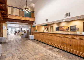 Red Lion Inn & Suites Goodyear Phoenix hotel thumbnail 4