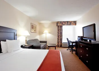 Holiday Inn Express Chester by IHG hotel thumbnail 3
