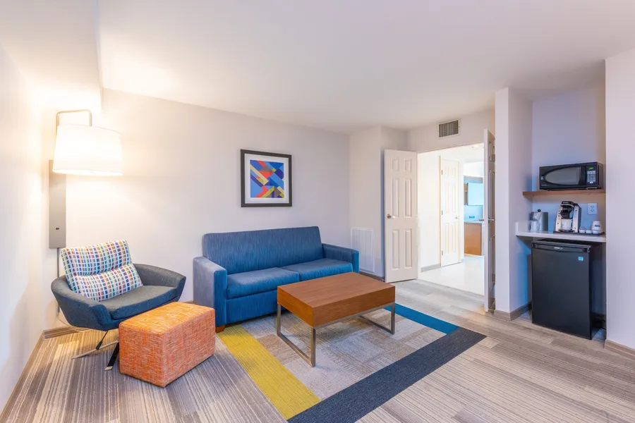 Holiday Inn Express & Suites Bradenton West by IHG hotel detail image 2
