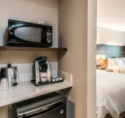 Holiday Inn Express & Suites Bradenton West by IHG hotel detail image 5