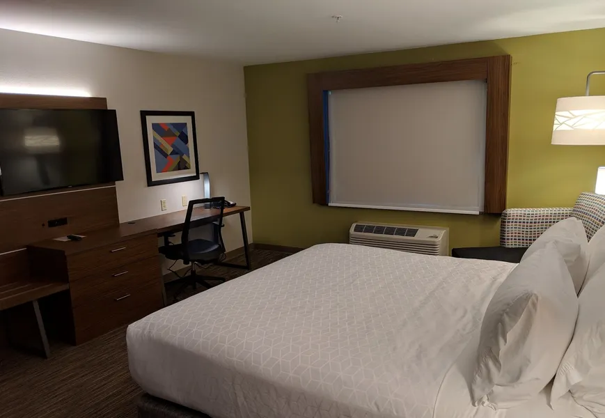 Holiday Inn Express & Suites Claypool Hill (Richlands Area) by IHG hotel detail image 6