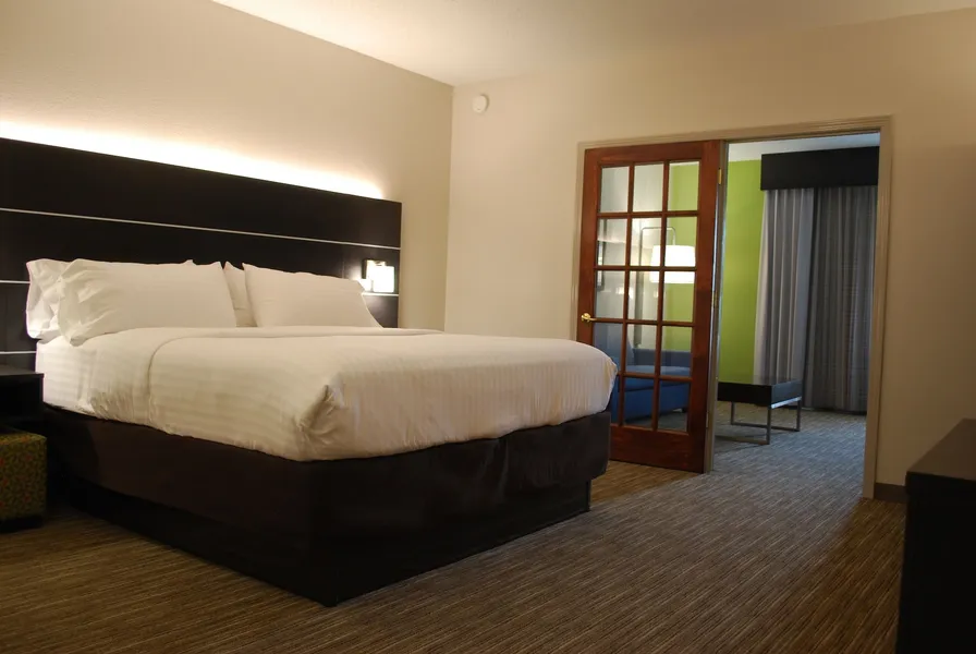 Holiday Inn Express Hotel and Suites Kingsport by IHG hotel detail image 6