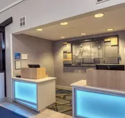 Holiday Inn Express Hotel & Suites Oshkosh by IHG hotel detail image 3