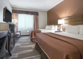 Holiday Inn Express Hotel & Suites St. Paul-Woodbury by IHG hotel thumbnail 3