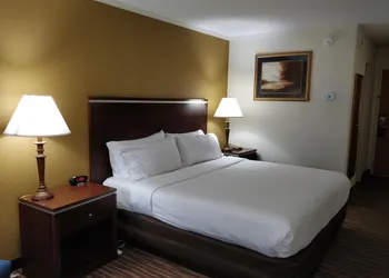 Spark by Hilton Roanoke Civic Center hotel thumbnail 5