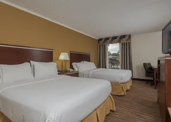 Spark by Hilton Roanoke Civic Center hotel thumbnail 7