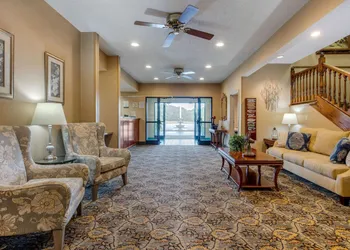 Quality Inn & Suites Benton - Draffenville hotel thumbnail 4