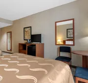Quality Inn & Suites Benton - Draffenville hotel detail image 5
