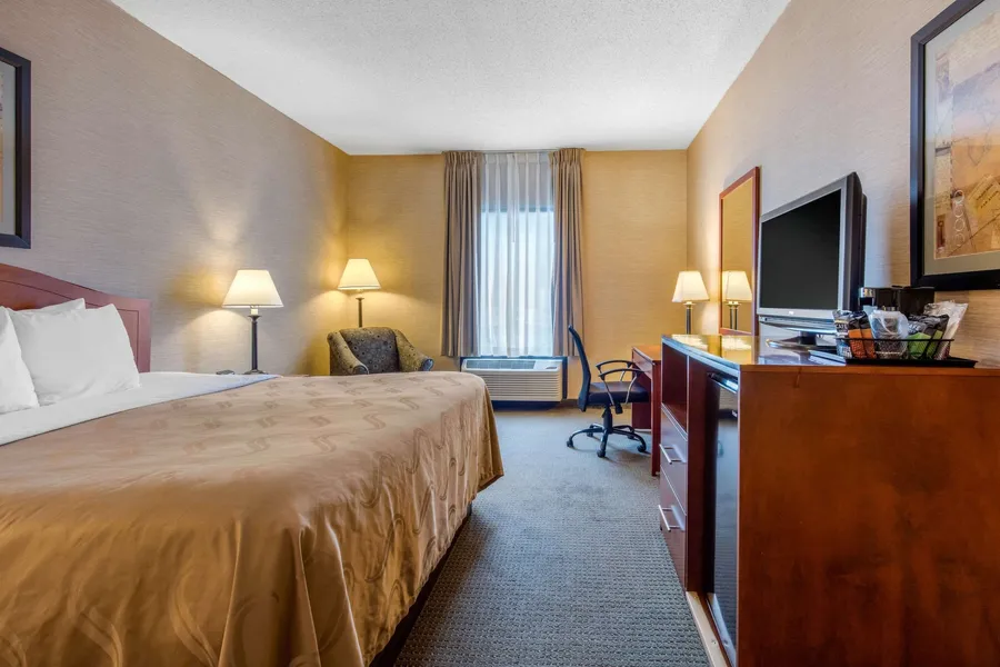 Quality Inn & Suites Benton - Draffenville hotel detail image 6