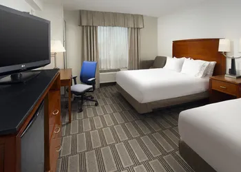 Holiday Inn Express Baltimore at the Stadiums by IHG hotel thumbnail 5
