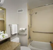 Holiday Inn Express Baltimore at the Stadiums by IHG hotel detail image 7