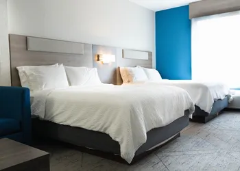 Holiday Inn Express & Suites Hiawassee by IHG hotel thumbnail 3
