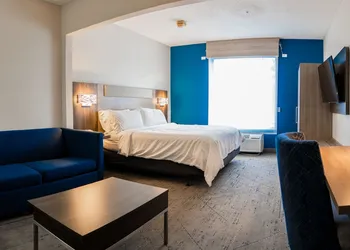 Holiday Inn Express & Suites Hiawassee by IHG hotel thumbnail 8