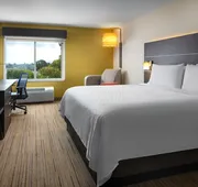 Holiday Inn Express Suites Belmont by IHG hotel detail image 3