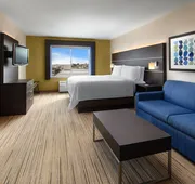 Holiday Inn Express Suites Belmont by IHG hotel detail image 4