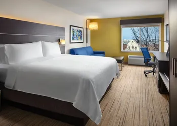 Holiday Inn Express Suites Belmont by IHG hotel thumbnail 5