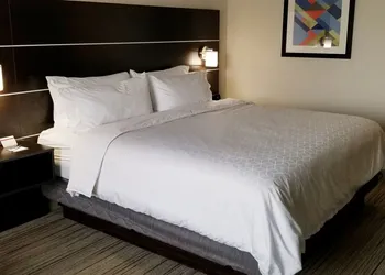 Holiday Inn Express & Suites Troy by IHG hotel thumbnail 6
