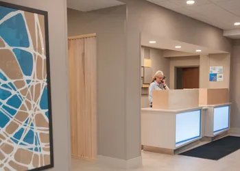 Holiday Inn Express & Suites Norfolk by IHG hotel thumbnail 2