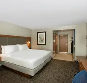 Holiday Inn Express & Suites Norfolk by IHG hotel detail image 3