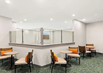 Spark by Hilton Williams hotel thumbnail 4