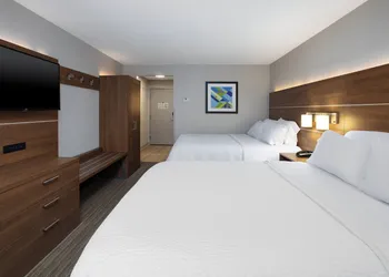 Holiday Inn Express Hotel & Suites Sunbury - Columbus Area by IHG hotel thumbnail 2