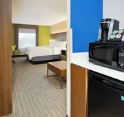 Holiday Inn Express Hotel & Suites Sunbury - Columbus Area by IHG hotel detail image 7