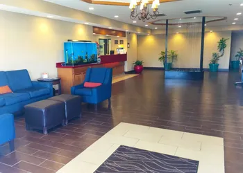 Comfort Inn & Suites Klamath Falls hotel thumbnail 3