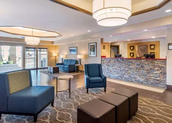 Comfort Inn & Suites Klamath Falls hotel thumbnail 4