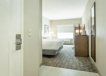Holiday Inn Hotel & Suites Peachtree City by IHG hotel thumbnail 4