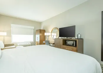 Holiday Inn Hotel & Suites Peachtree City by IHG hotel thumbnail 5