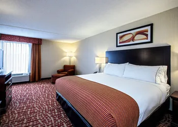 Holiday Inn Express Hotel & Suites Corinth by IHG hotel thumbnail 5