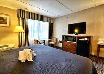 Howard Johnson by Wyndham Bangor hotel thumbnail 4