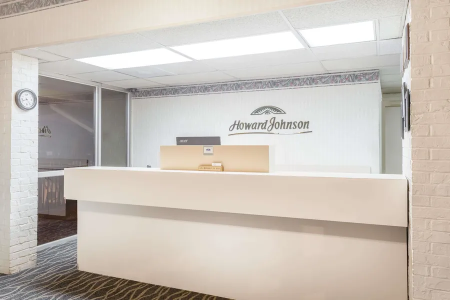 Howard Johnson by Wyndham Commerce GA hotel detail image 2