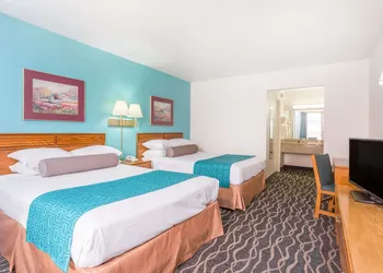 Howard Johnson by Wyndham Commerce GA hotel thumbnail 6
