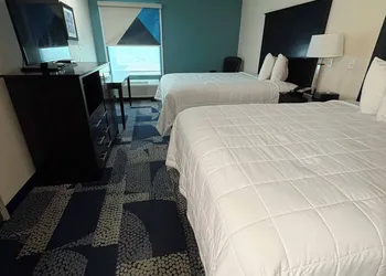 Baymont by Wyndham Iowa Lake Charles hotel thumbnail 5