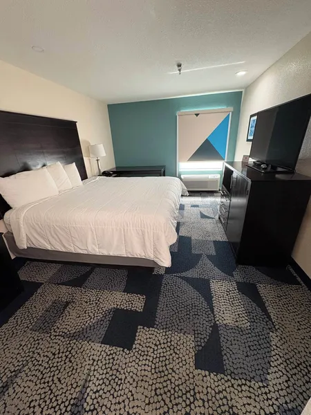 Baymont by Wyndham Iowa Lake Charles hotel detail image 6
